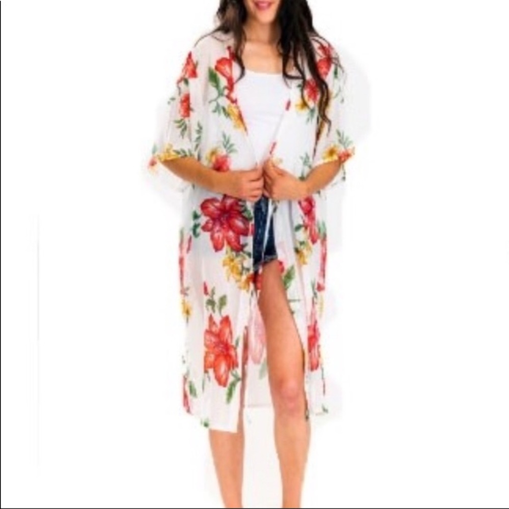 NWOT 🌸New Kimono Cover Up Tropical Floral Print …
